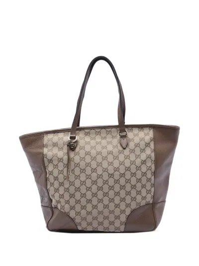 Pre-owned Gucci 2016-2025 Gg Canvas Bree Zippered Tote Bag In Neutral