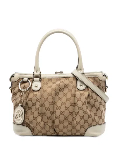 Pre-owned Gucci 2016-2025 Gg Canvas Sukey Satchel In Neutrals