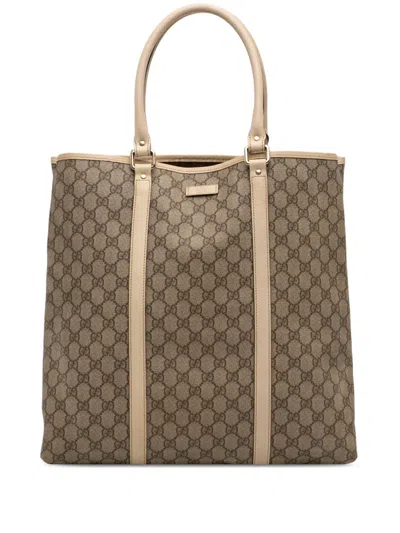 Pre-owned Gucci 2016-2025 Gg Supreme Joy Vertical Tote Bag In Brown