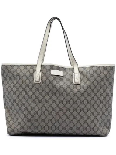 Pre-owned Gucci 2016-2025 Gg Supreme Tote Bag In Neutral