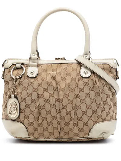 Pre-owned Gucci 2016-2026 Gg Canvas Sukey Satchel In Neutral