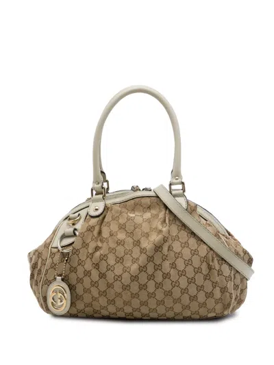 Pre-owned Gucci 2016-2026 Gg Canvas Sukey Satchel In White