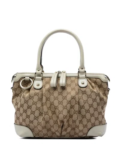 Pre-owned Gucci 2016-2026 Gg Canvas Sukey Satchel In White