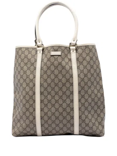 Pre-owned Gucci 2016-2026 Gg Supreme Joy Vertical Tote Bag In White