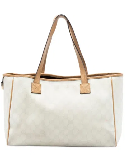 Pre-owned Gucci 2016-2026 Gg Supreme Tote Bag In White