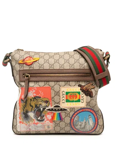 Pre-owned Gucci 2016-2026 Gg Supreme Web Courrier Crossbody Bag In Neutrals
