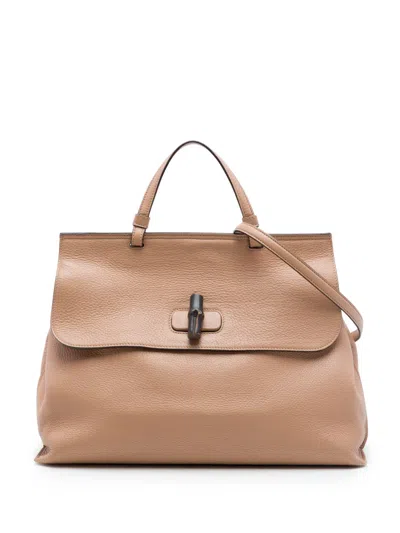 Pre-owned Gucci 2016-2026 Large Calfskin Bamboo Daily Satchel In Neutrals