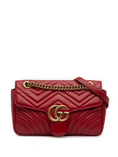 Pre-owned Gucci 2016-2026 Medium Gg Marmont Matelasse Leather Shoulder Bag In Red
