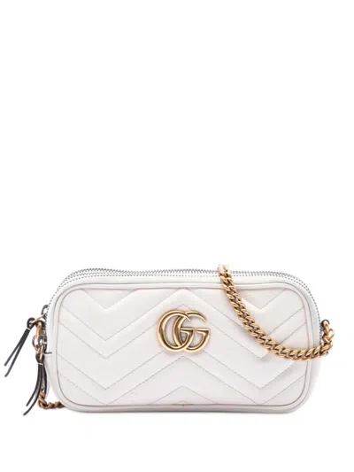 Pre-owned Gucci 2016-2026 Mini Gg Marmont Matelasse Calfskin Triple Zip Crossbody Bag In White