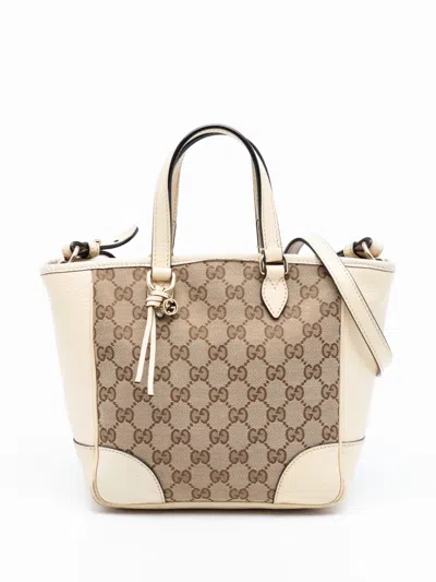 Pre-owned Gucci 2016-2026 Small Gg Canvas Bree Satchel In White