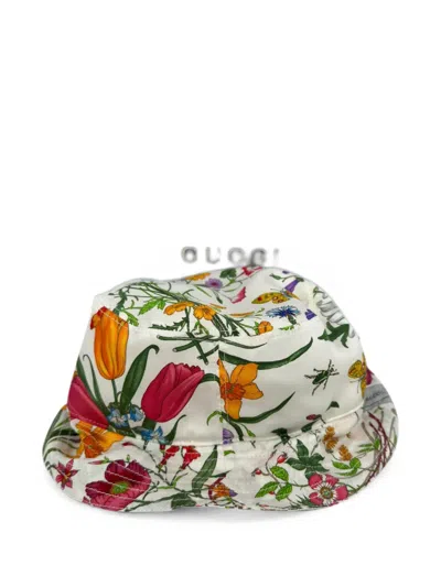 Pre-owned Gucci 2020s Flora Printed Bucket Hat In White