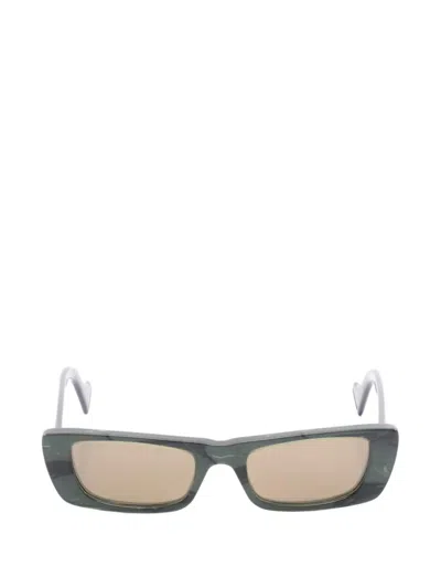 Pre-owned Gucci 2020s Rectangle-frame Sunglasses In Green