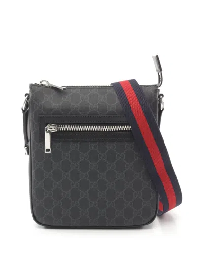 Pre-owned Gucci 2020s Small Gg Supreme Shoulder Bag In 黑色