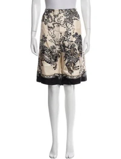 Pre-owned Gucci 2023 Knee-length Shorts W/ Tags In Neutrals