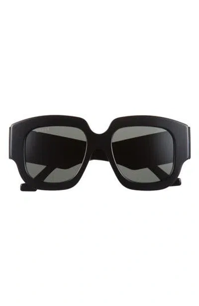 Gucci 52mm Oversize Sunglasses In Black