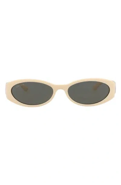 Gucci 54mm Oval Sunglasses In Gray