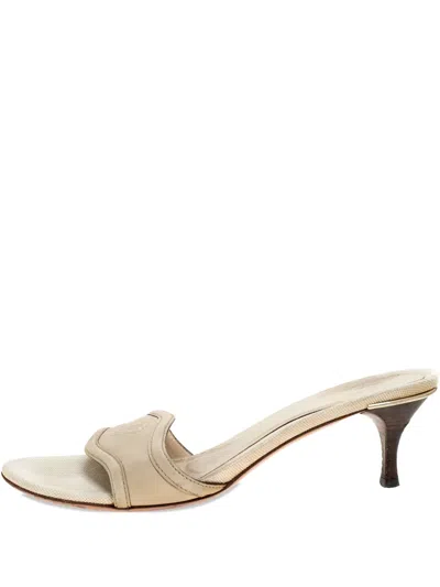 Pre-owned Gucci 60mm Leather Sandals In Neutral