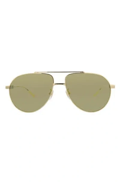 Gucci 61mm Aviator Sunglasses In Gold