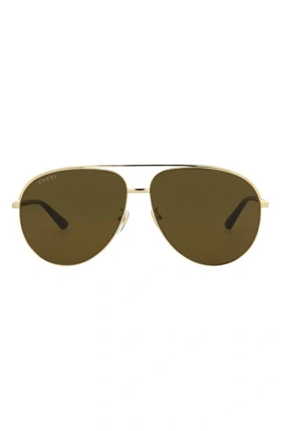 Gucci 62mm Pilot Sunglasses In Gold