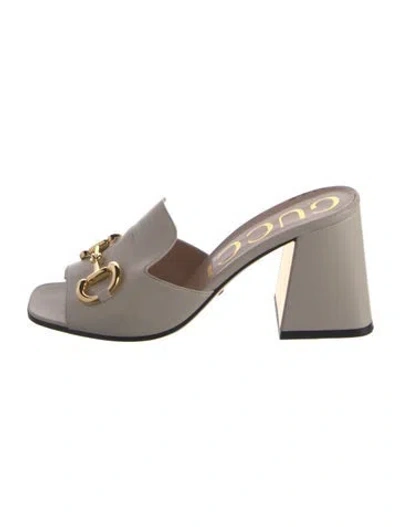 Pre-owned Gucci 655412 Leather Slides In Neutral