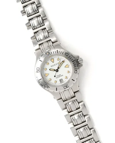 Gucci 9750 Diver 28mm Watch In Silver