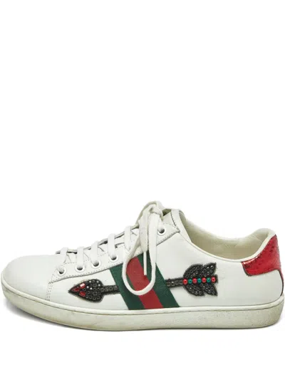 Pre-owned Gucci Ace Arrow Low-top Sneakers In White