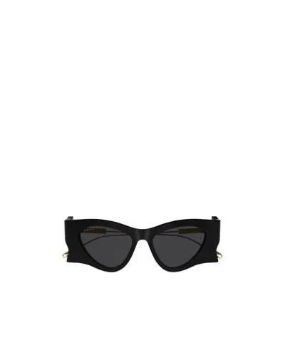 Gucci Acetate Cat-eye Sunglasses In Black
