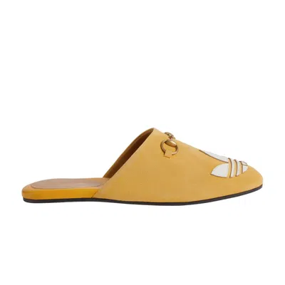 Pre-owned Gucci Adidas X  Wmns Trefoil Slipper 'yellow Suede' | Women's Size 9