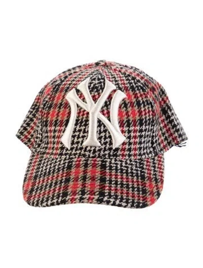 Pre-owned Gucci Adjustable Embroidered New York Yankees Baseball Cap In Red