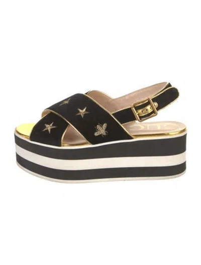 Pre-owned Gucci Bee Accent Velvet Sandals In Black