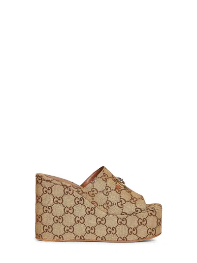 Gucci Beige And Dark Brown Horsebit Wedge Sandals In Burgundy