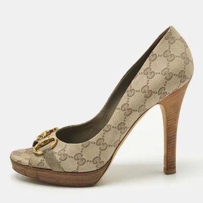 Pre-owned Gucci Beige Gg Canvas And Leather Horsebit Peep Toe Pumps Size 41 In Sand