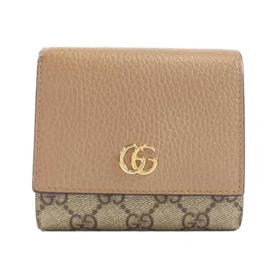 Pre-owned Gucci Beige Gg Supreme Leather Wallet (bi-fold) ()