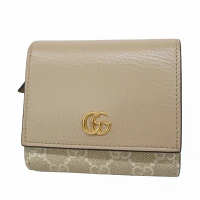 Pre-owned Gucci Beige Pvc Leather Wallet (bi-fold) () In Sand