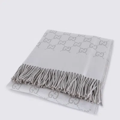 Gucci Beige Wool Scarf In Sand