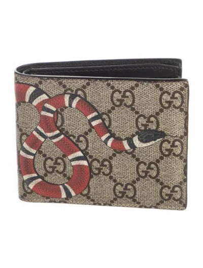 Pre-owned Gucci Bifold Gg Supreme Bifold Wallet In Neutrals