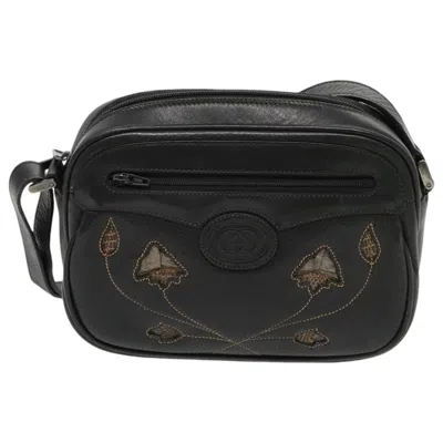 Pre-owned Gucci Black Canvas Shoulder Bag ()