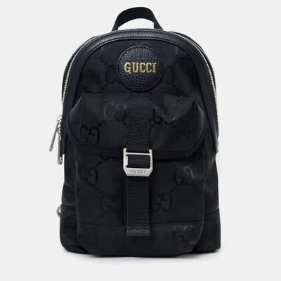 Pre-owned Gucci Black Jumbo Gg Nylon Off The Grid Sling Backpack