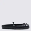 Gucci Black Leather Flats In Black