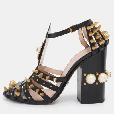 Pre-owned Gucci Black Leather Kendall Studded Sandals Size 38