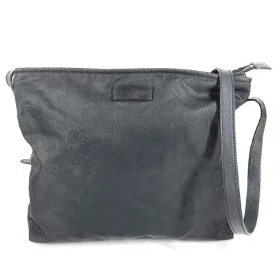 Pre-owned Gucci Black Leather Nylon Shoulder Bag ()