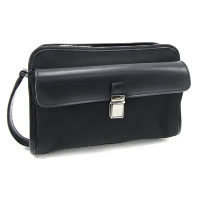 Pre-owned Gucci Black Nylon Canvas Leather Clutch Bag ()