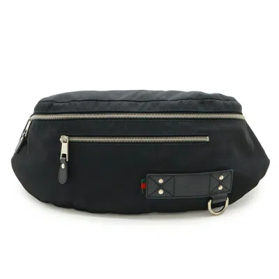 Pre-owned Gucci Black Nylon Pouch Sling Bag ()