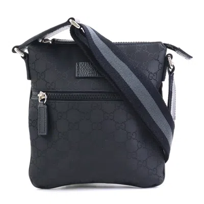 Pre-owned Gucci Black Nylon Shoulder Bag ()
