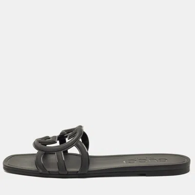 Pre-owned Gucci Black Rubber Interlocking G Flat Slides Size 40