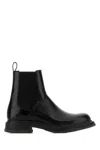 Gucci Black Solid Chelsea Boots In Black