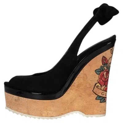 Pre-owned Gucci Black Suede Printed Wedge Sandals Eu 35 Open Toe Slip-on Style