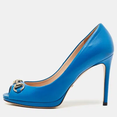 Pre-owned Gucci Blue Leather Horsebit Peep Toe Pumps Size 35