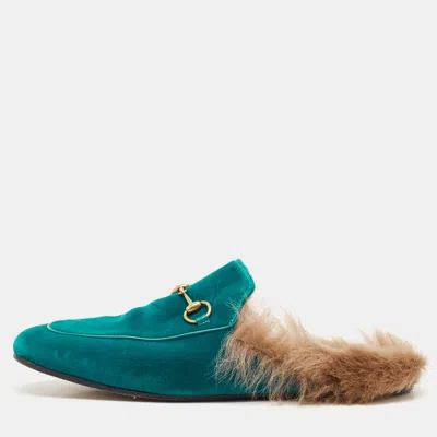 Pre-owned Gucci Blue Velvet And Fur Horsebit Princetown Flat Mules Size 40