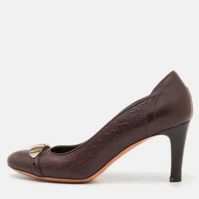 Pre-owned Gucci Brown Embossed Leather Buckle Pumps Size 37